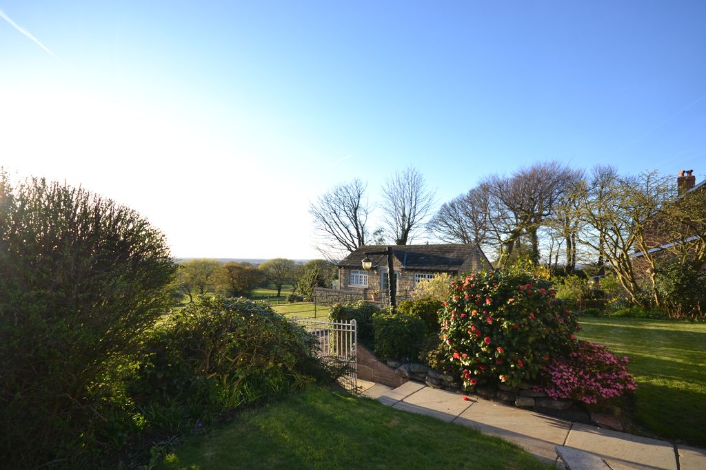 Bentley Lane Bispham